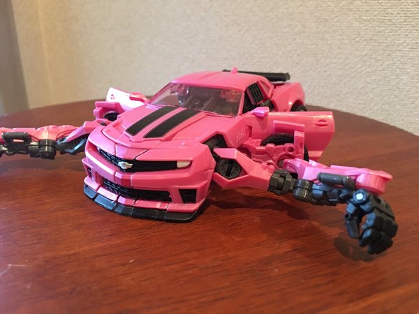 Movie The Best MB EX Laserbeak   In Hand Images Of Wonderfest Exclusive Pink Bumblebee Recolor  (2 of 18)